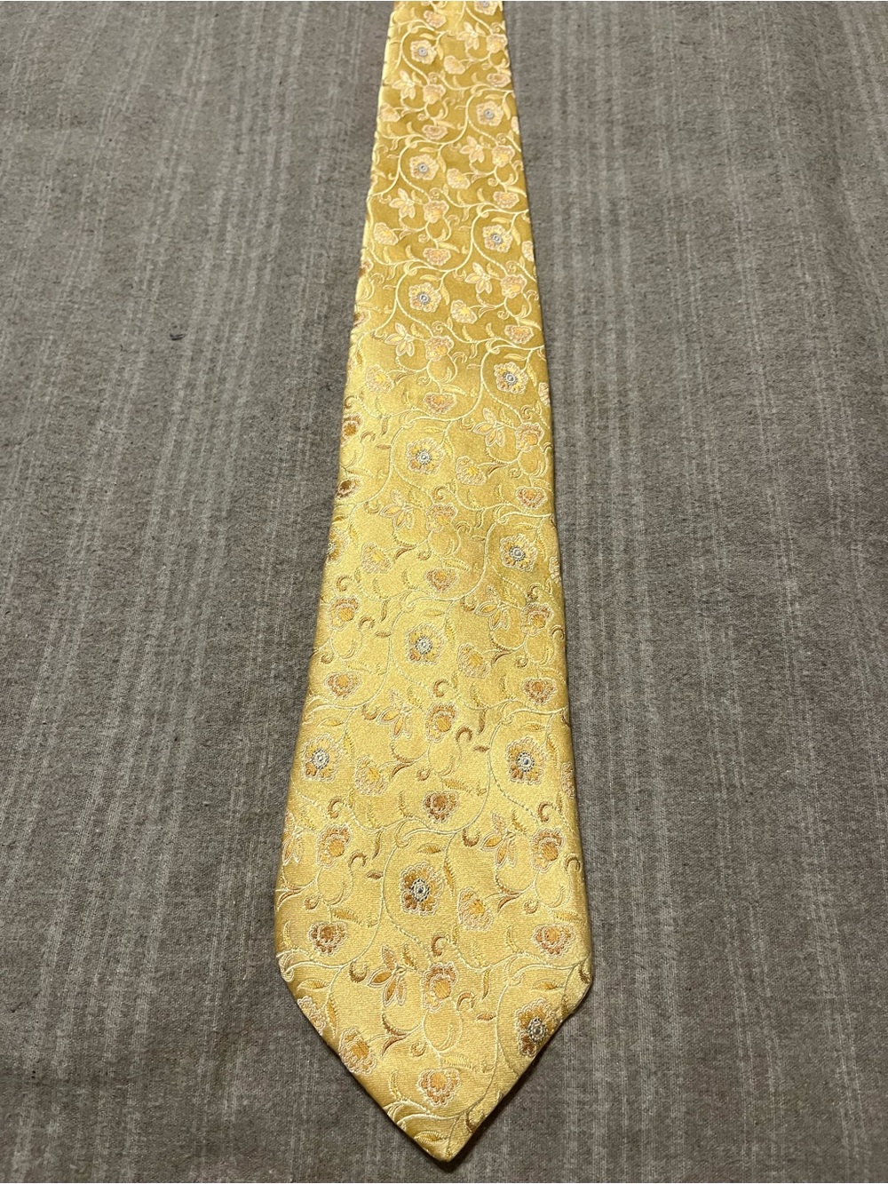 Vintage Valentino Yellow Floral Jacquard Tie